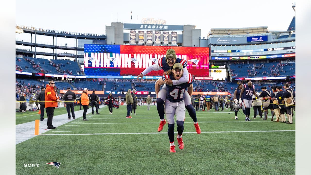 Patriots vs Falcons Week 9 action