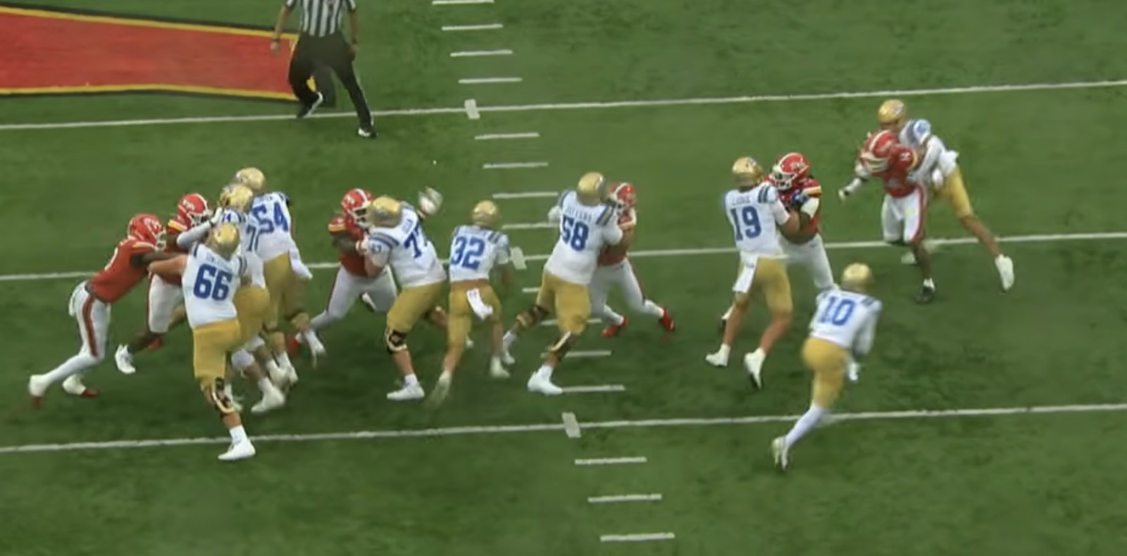 Inside zone blocking on a 63-yard UCLA touchdown run against Maryland